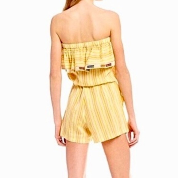 NWT!! KOPAL Rinku Romper Embroidered Ruffle Off Shoulder Vacation Boho Small - Picture 9 of 16